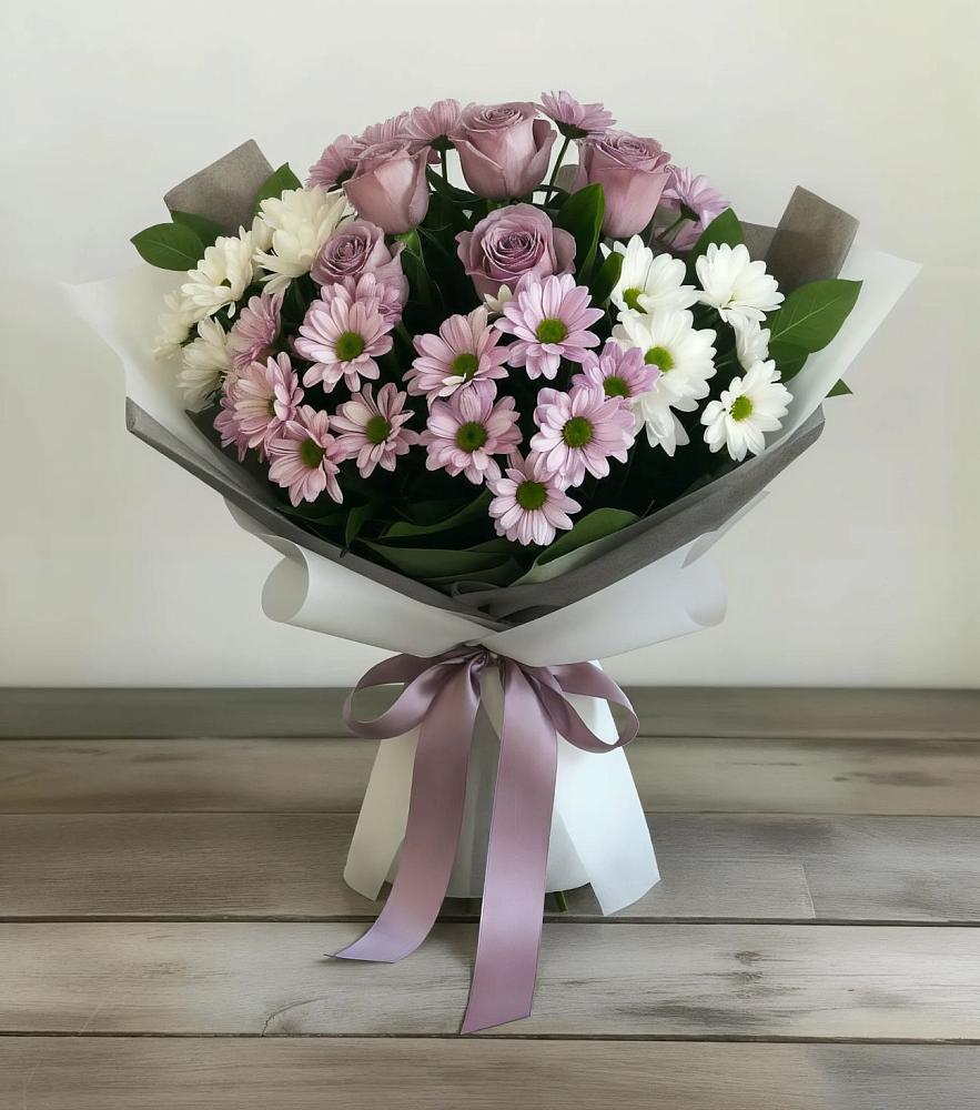 Букет цветов из: Хризантемы и Розы в Гальчино