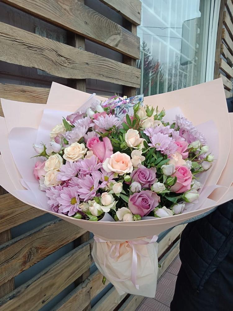 Букет цветов из: Розы и Хризантемы в Гальчино