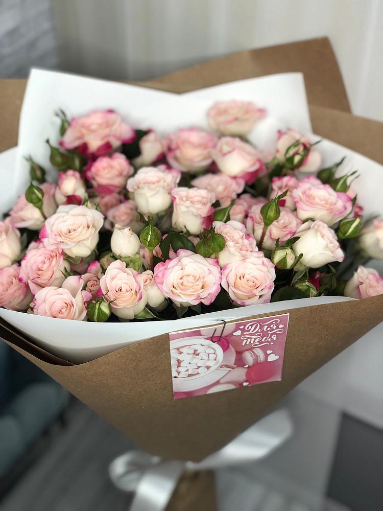 Букет цветов из: Розы в Гальчино