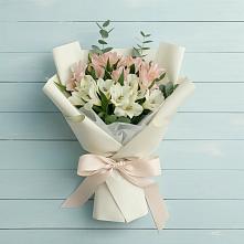 Букет цветов из:  Альстромерии #REPLACE_PRED# Гальчино