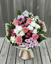 Букет цветов из:  Альстромерии, Гвоздики, Розы и Хризантемы в Гальчино