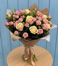 Букет цветов из:  Розы в Гальчино