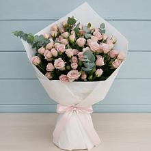 Букет цветов из:  Розы в Гальчино