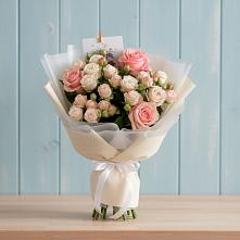 Букет цветов из:  Розы в Гальчино
