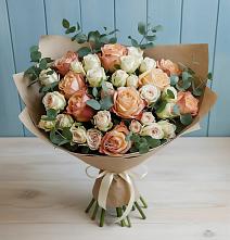 Букет цветов из:  Альстромерии и Розы #REPLACE_PRED# Гальчино