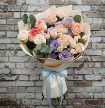 Букет цветов из:  Розы, Лизиантусы и Гвоздики #REPLACE_PRED# Гальчино