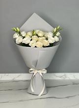 Букет цветов из:  Розы и Лизиантусы в Гальчино